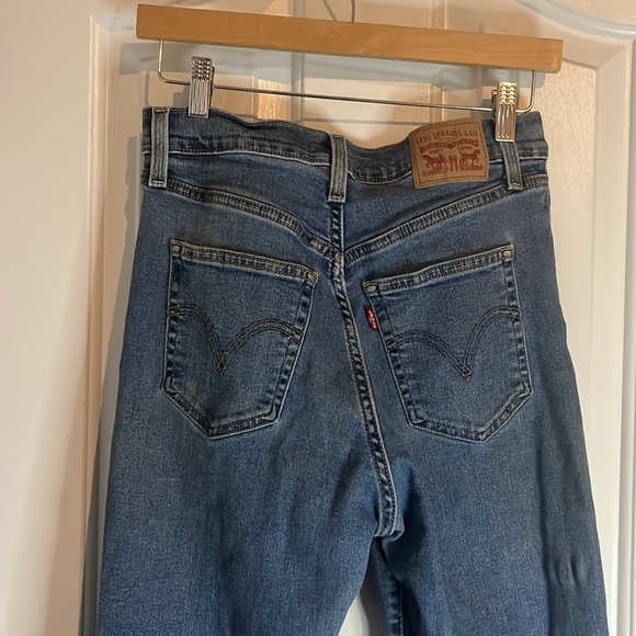 Levi's | Premium Ribcage Straight Ankle Denim Jeans Midwash Size 28/6 Casual - Picture 7 of 12